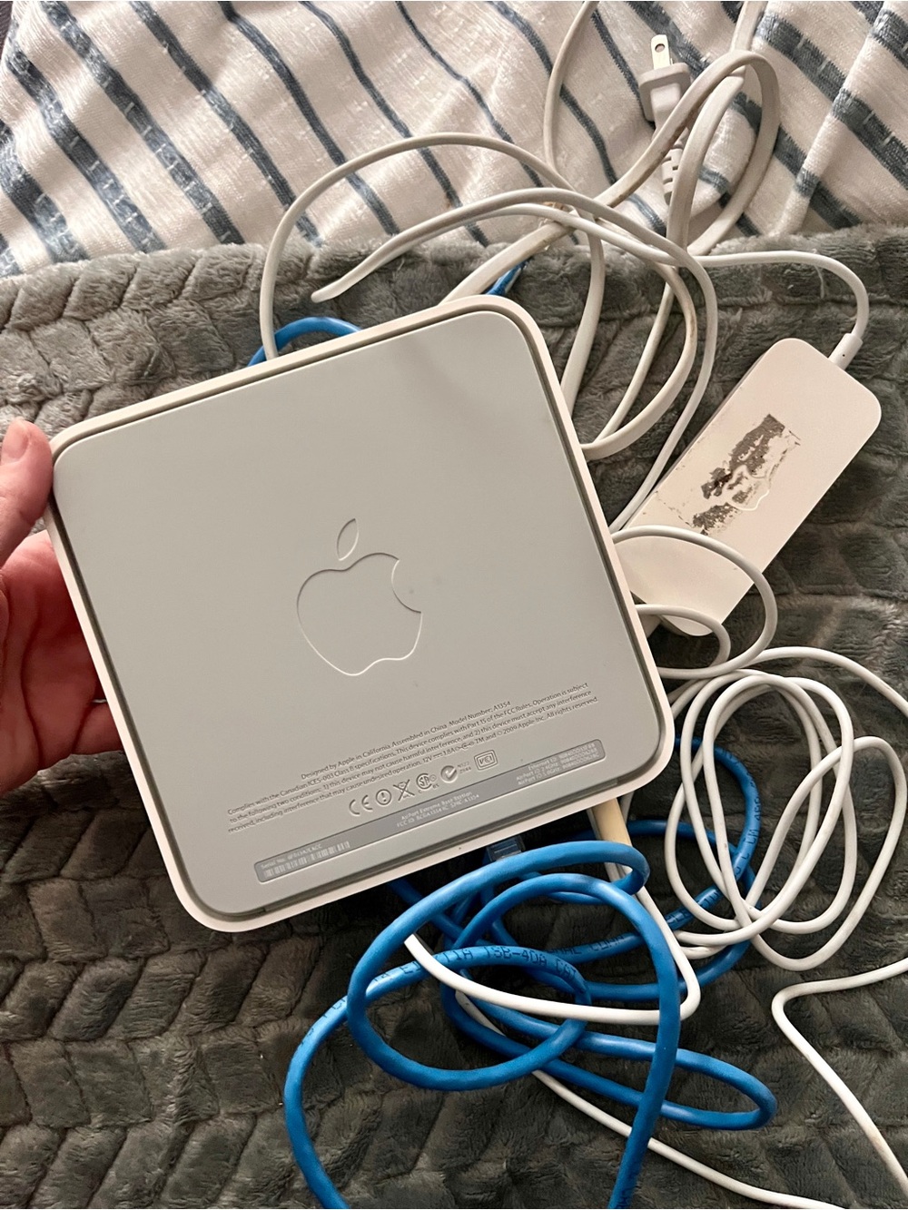 Apple AirPort Extreme Base Station Router A1354 with Power Supply & Ethernet